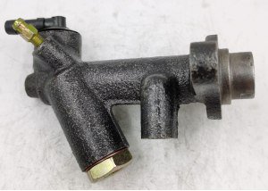 ماستر كلتش (سلندر دبرياج) عالي الجودة لسيارات Mazda – أداء موثوق وسلاسة في نظام القابض