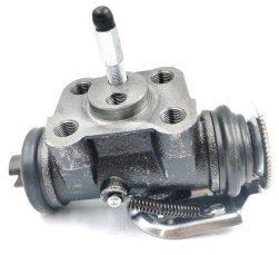 سلندر فرامل خلفي عالي الجودة لسيارات Mitsubishi – أداء ثابت وثبات مثالي في نظام المكابح