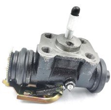 سلندر فرامل خلفي عالي الجودة لسيارات Mitsubishi – أداء ثابت وأمان عالي في نظام المكابح