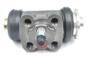 سلندر فرامل خلفي عالي الجودة لسيارات Mitsubishi – أداء ثابت وكفاءة عالية في نظام المكابح