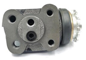 سلندر فرامل خلفي عالي الجودة لسيارات Mitsubishi FM515 – كفاءة عالية وتحكم آمن في نظام المكابح