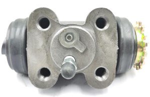 سلندر فرامل خلفي عالي الجودة لسيارات Mitsubishi FM515 – أداء قوي وثبات مثالي في نظام المكابح