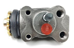 سلندر فرامل خلفي عالي الجودة لسيارات Mitsubishi – كفاءة عالية وأداء ثابت في نظام المكابح