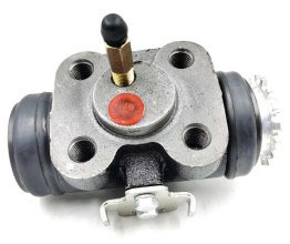 اسطوانة فرامل خلفية أصلية لسيارات Nissan Navara موديل 2006–2015 بجودة عالية وأداء موثوق