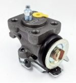 اسطوانة فرامل خلفية أصلية لسيارات Nissan Pick Up موديل 1998–2004 بجودة عالية وأداء موثوق