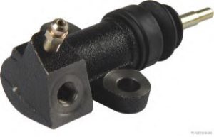 سلندر كلتش سفلي (Slave Cylinder) لسيارات Nissan Patrol موديلات 1998–2004 بجودة عالية وأداء ثابت