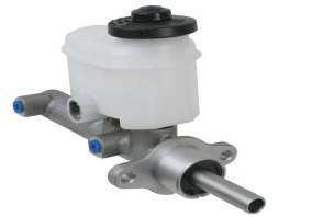 ماستر فرامل تويوتا إنوفا موديل 2005–2015 – أداء ثابت واستجابة دقيقة