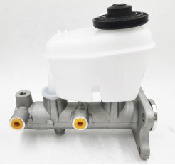 ماستر فرامل تويوتا لاندكروزر 100 موديل 2003–2007 – أداء قوي وثبات عالي في الكبح