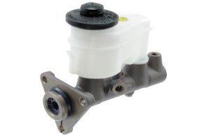 ماستر فرامل تويوتا كورولا موديل 2001–2007 – كفاءة عالية وثبات في الأداء