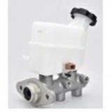 طرمبة فرامل (Brake Master Cylinder) لسيارات HYUNDAI TUCSON (JM) 2.0 – أداء ثابت وجودة موثوقة