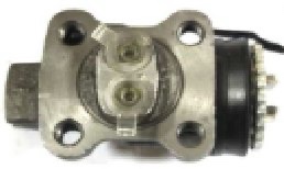 سلندر فرامل (Wheel Cylinder) لسيارة Toyota Land Cruiser 70 Series 1990–2007 — جودة عالية وأداء موثوق لنظام الفرامل