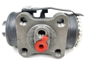 اسطوانة فرامل خلفية أصلية Toyota Hiace 2005–2019 — أداء ثابت وجودة عالية