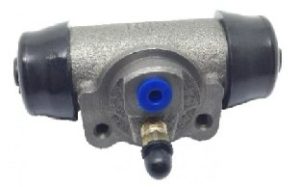 اسطوانة فرامل خلفية أصلية Toyota Land Cruiser 70 Series 1999–2007 — جودة عالية وأداء موثوق