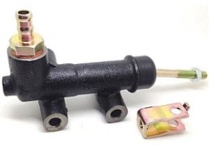 أسطوانة كلتش سفلية تويوتا هايلكس / هايس (1984–2004 — قير عادي) — جودة عالية وأداء موثوق