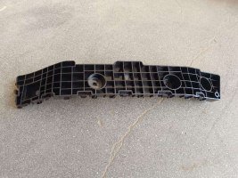 حامل صدام خلفي يسار أمامي (Rear Bumper Bracket - L Front) لسيارة BYD Seagull