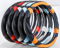 غطاء مقود سيارة بتصميم رياضي مميز – قبضة مريحة وألوان عصرية للمقصورة